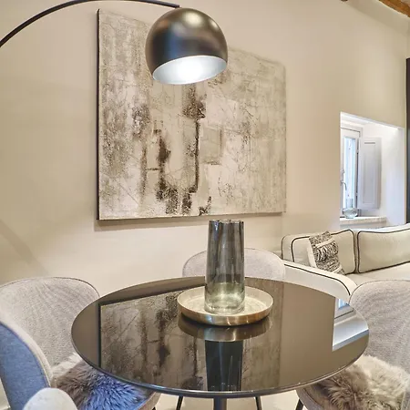 Camillo Benso - M&m House *